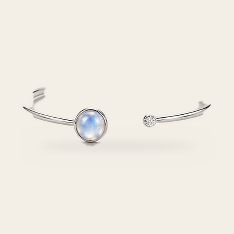 Floating Solitaire Cuff in Rainbow Moonstone, 925 sterling silver