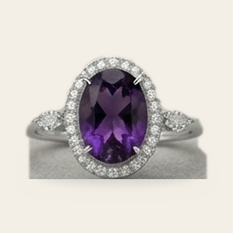 Oval Cluster Halo in Amethyst, 925 sterling silver